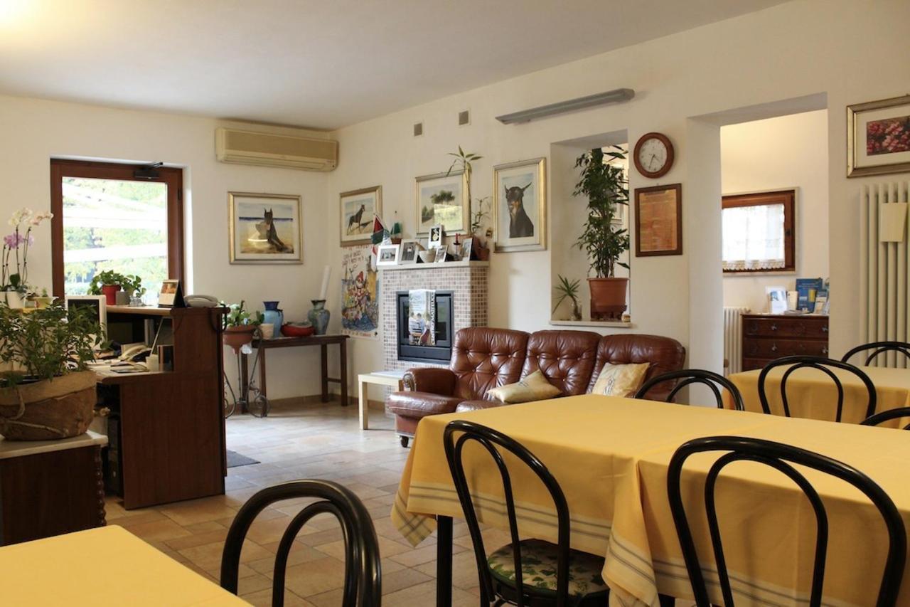Villa Rosy Torre del Lago Puccini Buitenkant foto