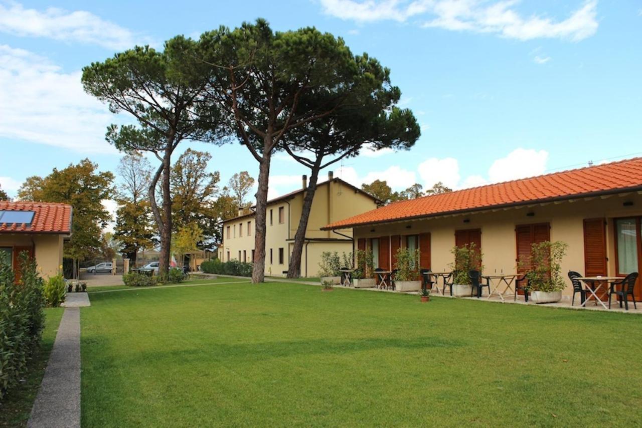 Villa Rosy Torre del Lago Puccini Buitenkant foto