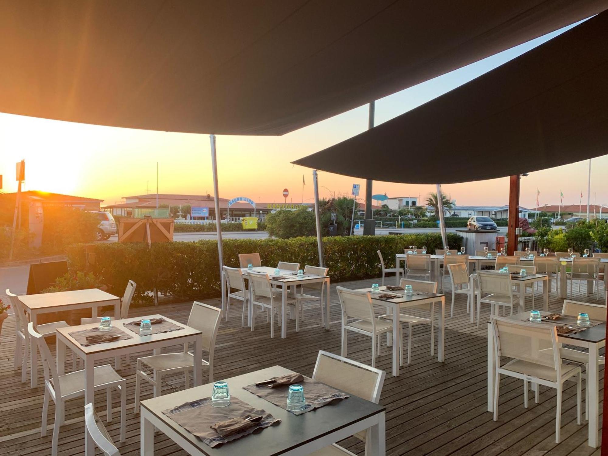 Villa Rosy Torre del Lago Puccini Buitenkant foto